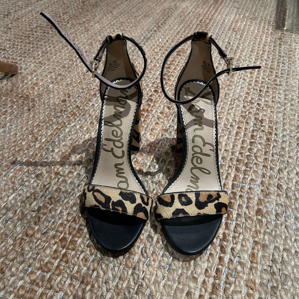 Sam Edelman Yaro Heels
